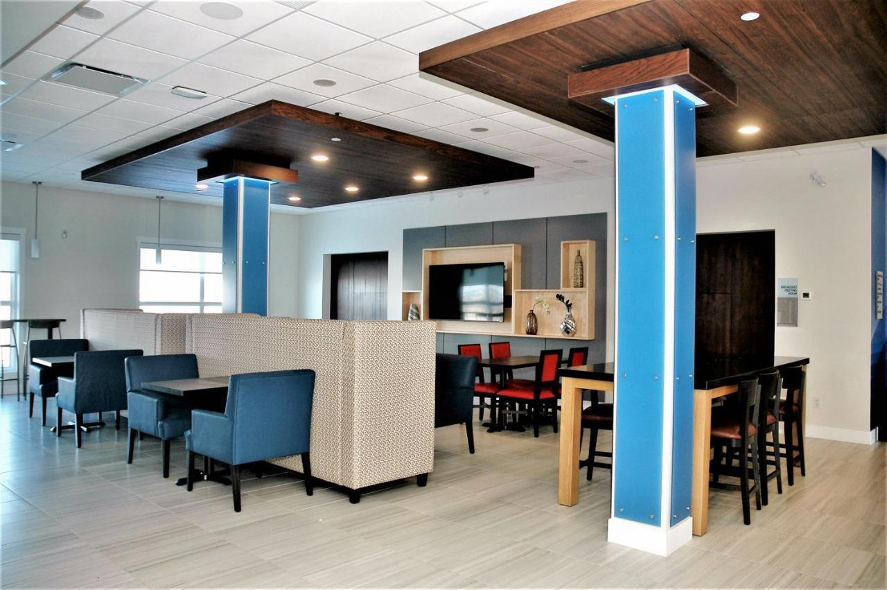 Holiday Inn Express & Suites - Edmonton Sw - Windermere By Ihg מראה חיצוני תמונה