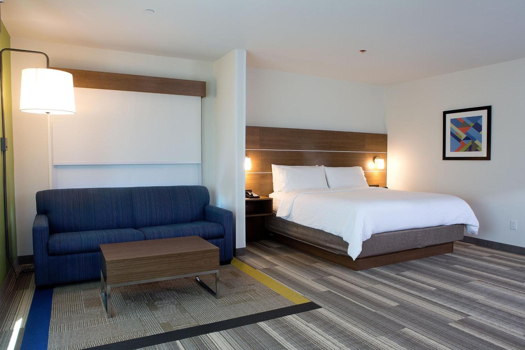 Holiday Inn Express & Suites - Edmonton Sw - Windermere By Ihg מראה חיצוני תמונה