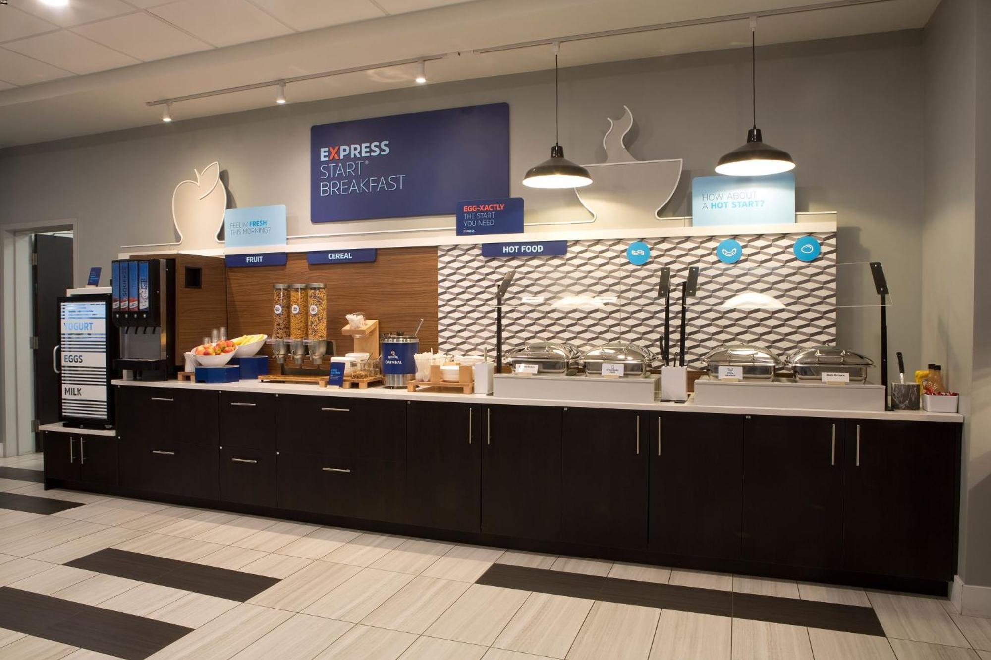Holiday Inn Express & Suites - Edmonton Sw - Windermere By Ihg מראה חיצוני תמונה